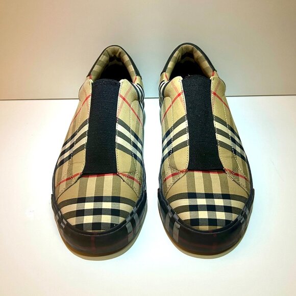 Final Markdown! Closing End Like New BURBERRY Classic Checked Sneakers Size 41 - Picture 2 of 7
